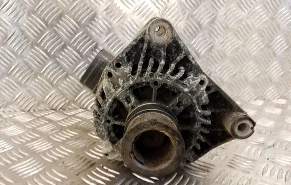 BMW 5 E39 Generator/alternator 1432978 2541912A 028185