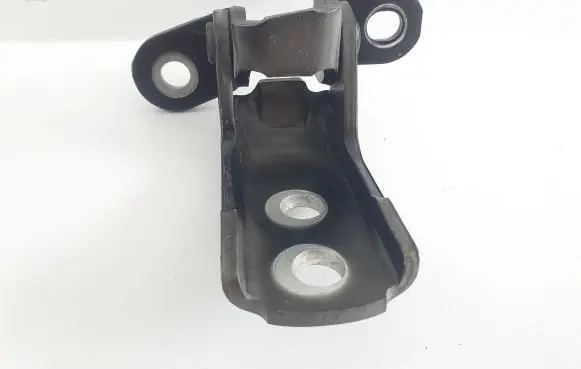 Toyota RAV 4 (XA50) Front door upper hinge