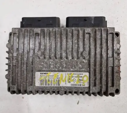 Renault Scenic I Engine control unit/module S105280002d 7700102904