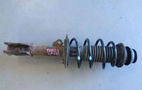 Toyota Yaris Front shock absorber/damper