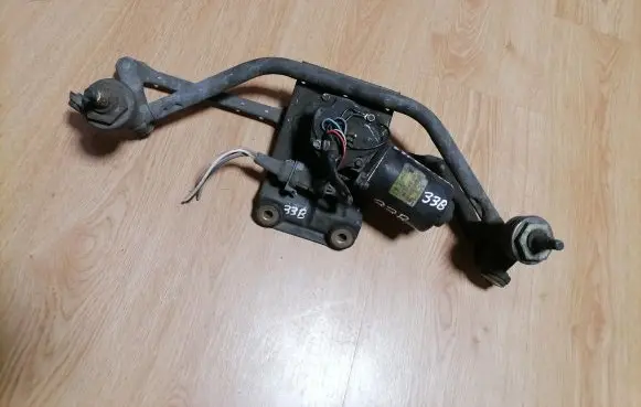 Renault Espace III Front wiper linkage and motor