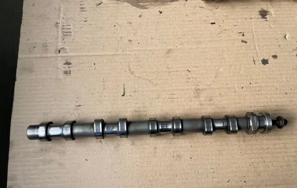 Mercedes-Benz Vito Viano W639 Camshaft A6510500200