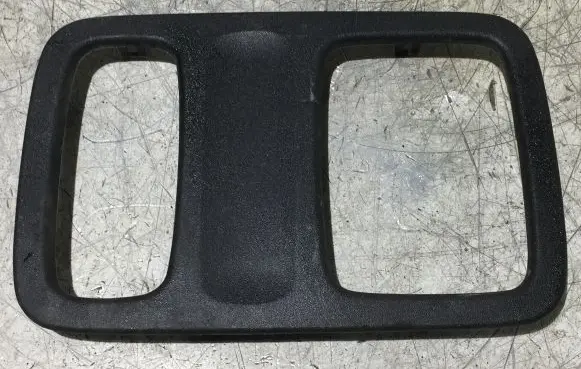 Rear door exterior handle/bracket