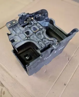 Ford Focus C-MAX Battery box tray 10723