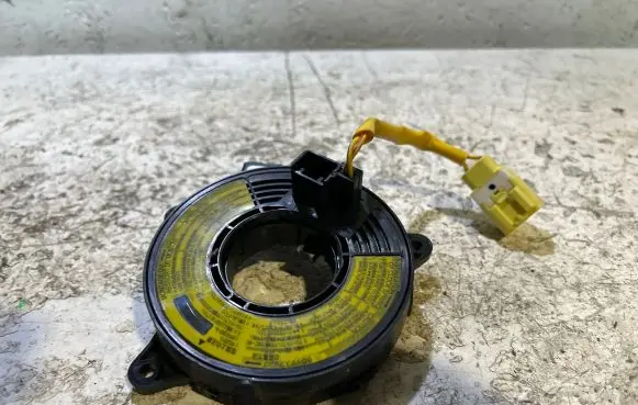 Mazda 323 Airbag slip ring squib (SRS ring) DAB0466
