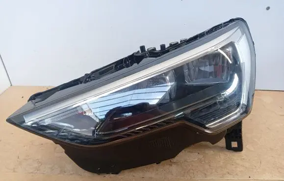 Audi Q3 F3 Headlight/headlamp 83A941011