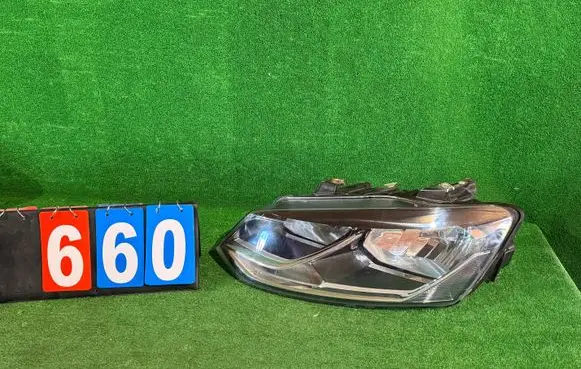 Volkswagen Polo V 6R Headlight/headlamp