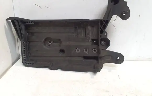 Volkswagen Golf VII Battery tray 5Q0915321H 5Q0915331J