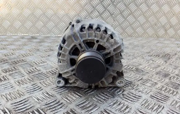 Peugeot 508 Generator/alternator 9678048880 TG15C189 2614016B