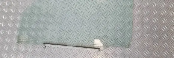 Suzuki Jimny Front door window/glass (coupe) 