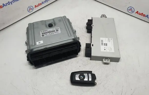 Engine ECU kit and lock set