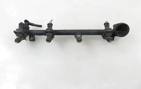 Renault Scenic I Fuel main line pipe 7700118519
