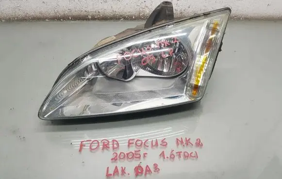 Ford Focus Headlight/headlamp 4M51-13K060-BA