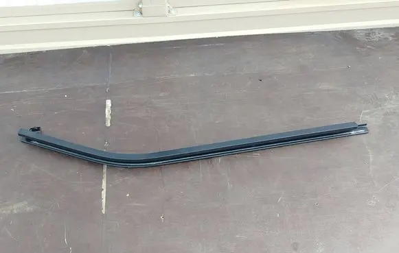 Opel Vivaro Sliding door middle rail 2377D 0819