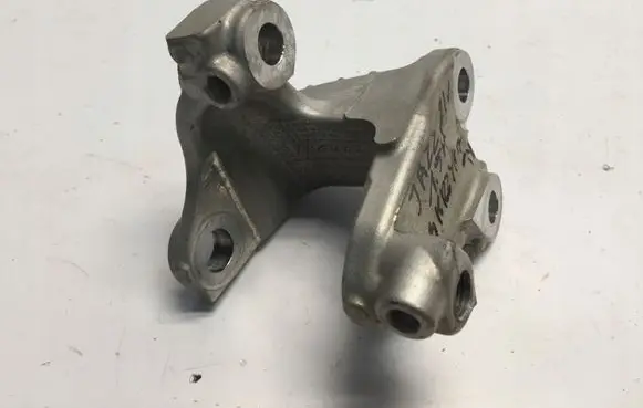Honda Jazz IV GR Crosstar Gearbox mounting bracket 90TZBJ6
