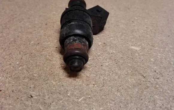 Audi A6 S6 C5 4B Fuel injector 078133551AC