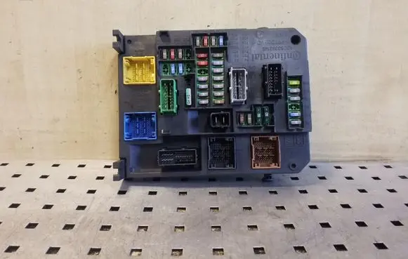 Citroen DS4 Fuse module 9665547480 A2C53383165 A2C32427600