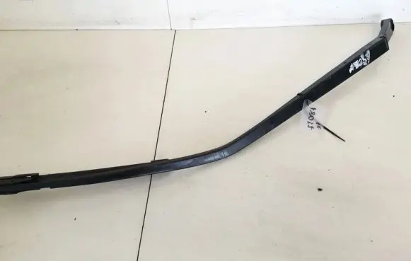 Nissan Murano Z50 Front wiper blade arm