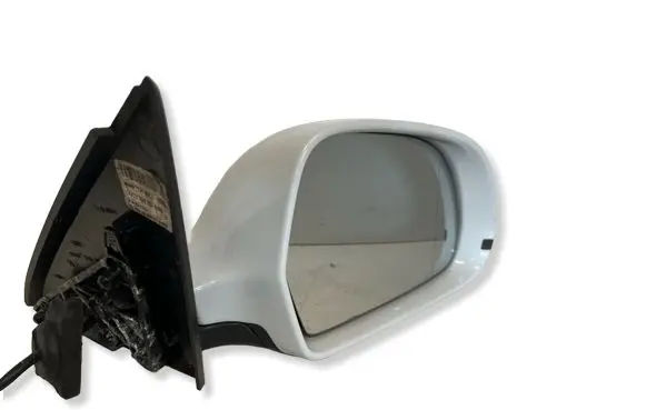 Audi Q3 8U Front door electric wing mirror 8U2857410D 7630052