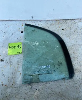 Volkswagen Polo Front door window/glass (coupe) DOT215M440AS2 E000213 43R001150