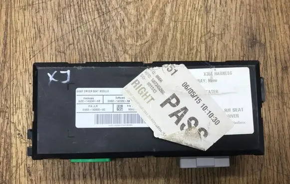 Jaguar XJ X351 Seat control module BJ3214C249AB