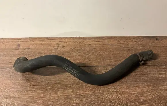 Mercedes-Benz CLS C219 Engine coolant pipe/hose A2118327794