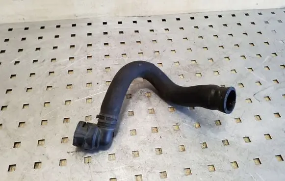 Skoda Superb B6 (3T) Engine coolant pipe/hose
