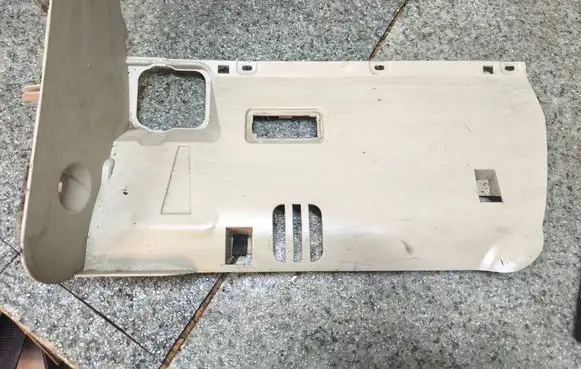 BMW 5 E60 E61 Dashboard lower bottom trim panel 7156230 14121810