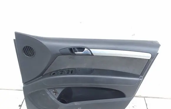 Audi Q7 4L Front door card panel trim 4L2867106A