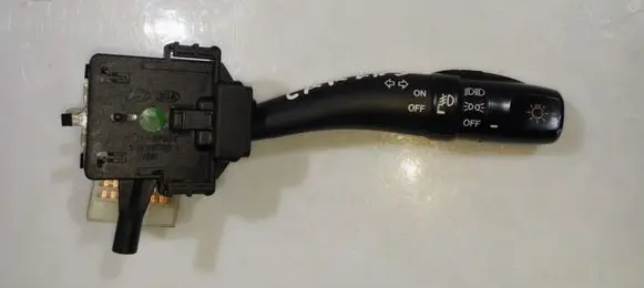 KIA Carens II Indicator stalk 202005763