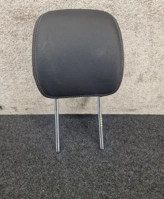 Mercedes-Benz GLC X253 C253 Front seat headrest 