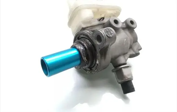 Nissan Murano Z50 Master brake cylinder