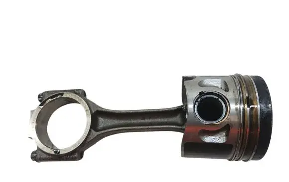 Volkswagen Golf V Piston with connecting rod