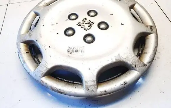 Peugeot 406 R15 wheel hub/cap/trim 9617395077