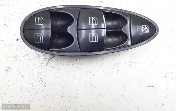 Mercedes-Benz E W211 Electric window control switch a2118213579