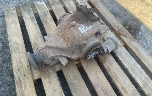 BMW X3 E83 Rear differential 7544794