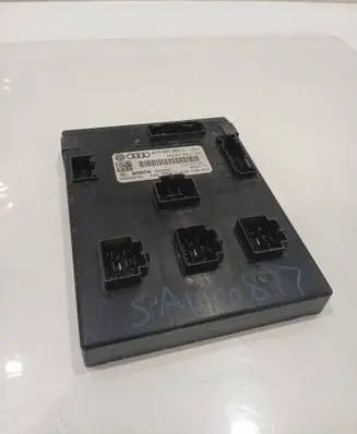 Audi Q5 SQ5 Comfort/convenience module 8K0907063C F005V00750 04022001