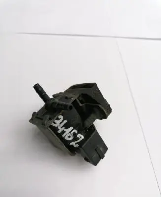 Volkswagen Golf IV Turbo solenoid valve 028906283F 72189500