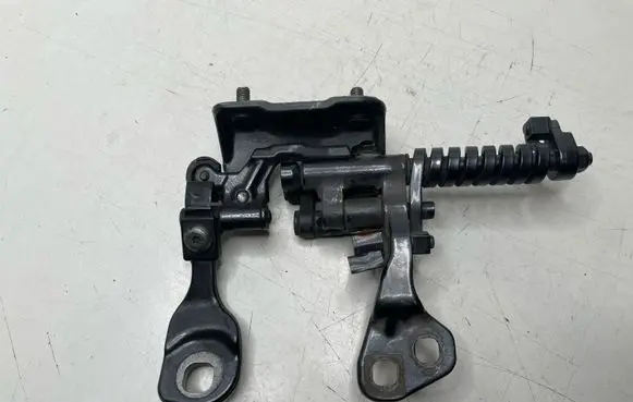 BMW 3 E90 E91 Tailgate/trunk/boot hinge 7110041