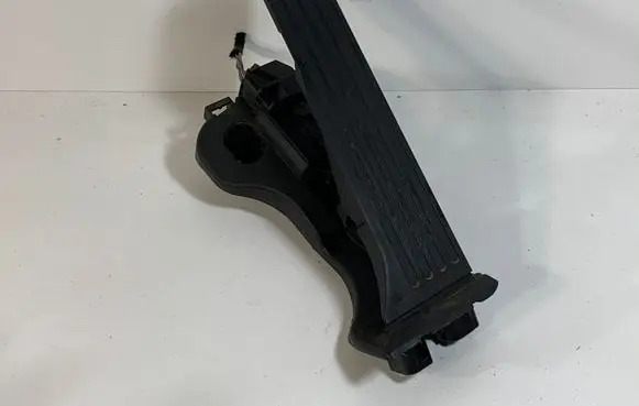 Skoda Octavia Mk2 (1Z) Accelerator throttle pedal 1K1723503L