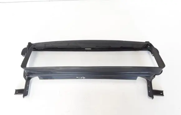 Volvo V50 Intercooler air channel guide 31283503