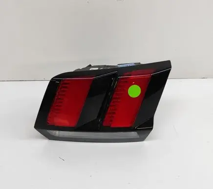 Peugeot 3008 II Tailgate rear/tail lights 9810477780 81560201