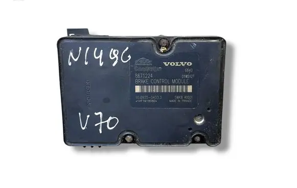 Volvo V70 ABS Pump 8671224 P08671223