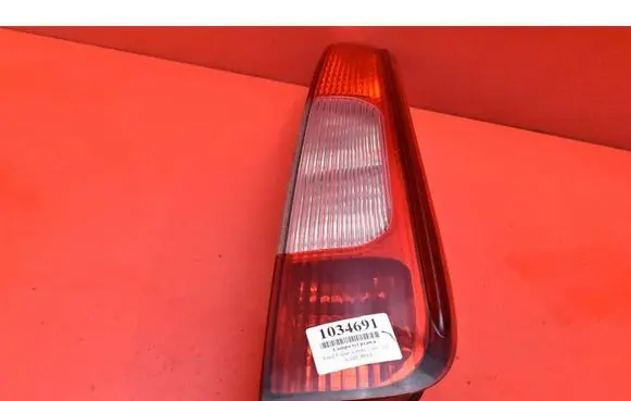 Ford Focus C-MAX Rear/tail lights