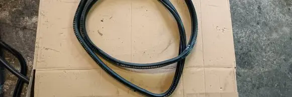 Rear door rubber seal (on body)