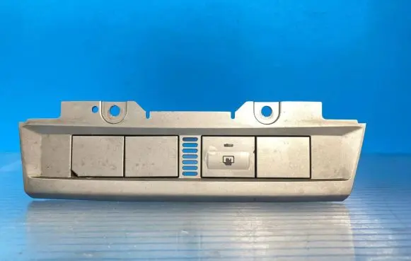 Ford Focus Windscreen/window heater switch 4M5113D734BC