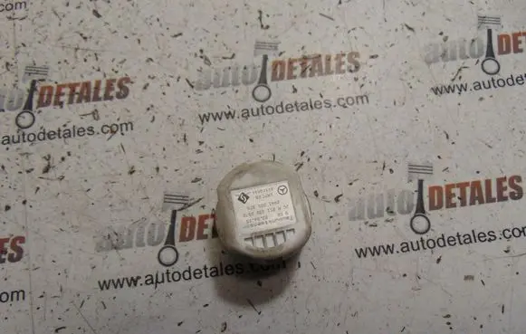 Interior temperature sensor