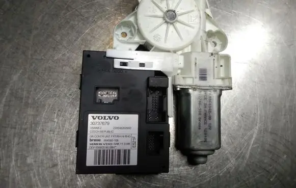 Volvo S40 Front door window regulator motor 30737679 994580108