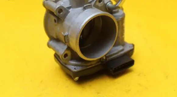 Mitsubishi Outlander Throttle body valve 4B10-11