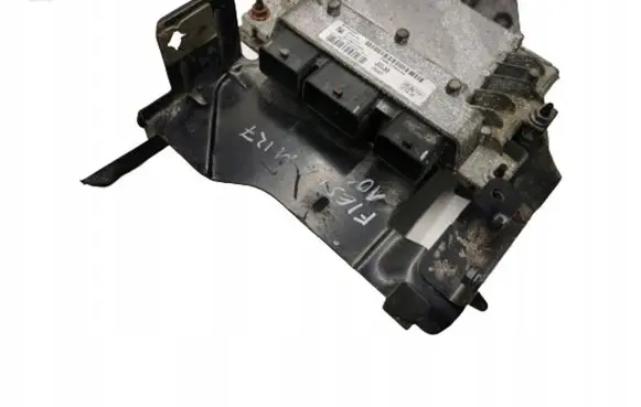 Ford Fiesta Engine control unit/module FA6A12A650EA